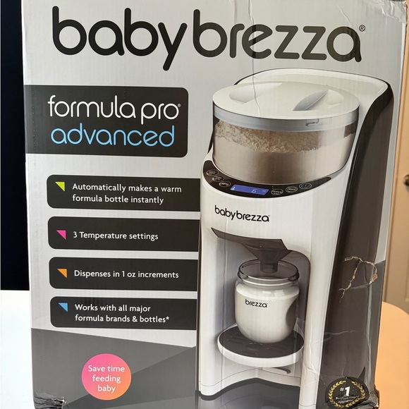 Baby Brezza Formula Pro Advanced in White brand new - Picture 1 of 4